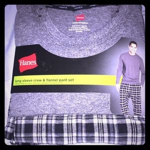Hanes Long Sleeve Crew & Flannel Pant Set Medium